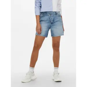 Women's shorts Only onlromeo boyfriend image-1