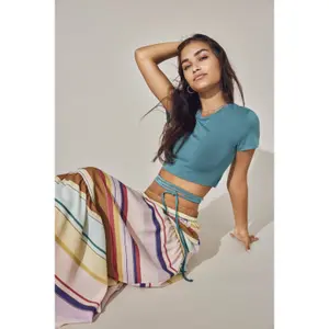 Women's short sleeve top Only onllola image-2