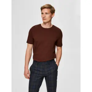T-shirt Selected manches courtes Col rond Theperfect image-1