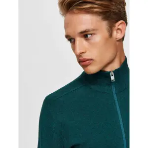 Vest vest Selected Full zip image-4