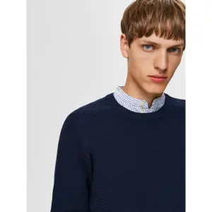 Sweater Selected cornelius structure col rond image-5