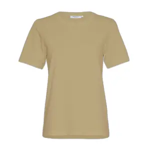 T-shirt femme Moss Copenhagen Momi Seasonal image-0