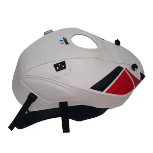 Motorcycle tank cover Bagster speed triple image-0