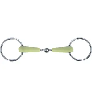 Cheek pieces with double rings for horse with jointed mouthpiece, apple flavour HORKA image-1