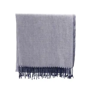 scarf Back on Track image-0