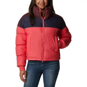 Jasje vrouw Columbia Pike Lake Cropped image-6