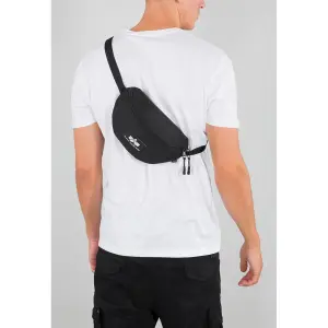 Riñonera Alpha Industries Rubber Print image-1