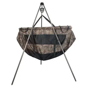 Weighing tripod Fox Weighing Tripod image-1