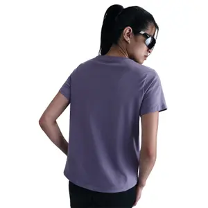 T-shirt da donna Nike image-3