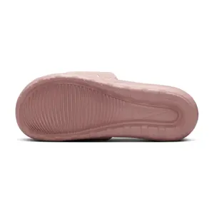 Claquettes femme Nike Victori One image-6