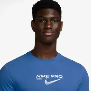 T-Shirt Nike image-2