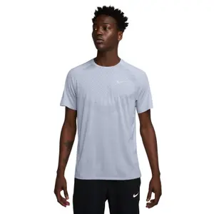 Camiseta Nike Stride Dri-Fit ADV image-0