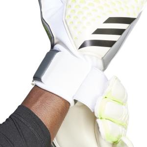 Goalkeeper gloves adidas Predator image-2