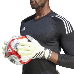 Goalkeeper gloves adidas Predator image-4