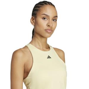 product/2/0/2025_09_adidas_jg3642_6_apparel_on_model_detail_view_1_white.jpg