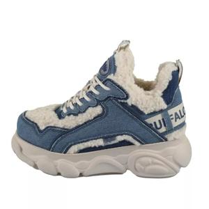 1636323-traningsskor-for-kvinnor-buffalo-cld-chai-warm-vegan-denim-fur-blue-cream