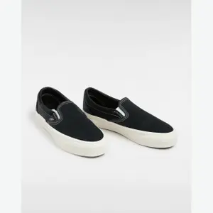 Slip-on kids' shoes Vans LX Premium image-1