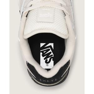 product/2/0/2025_10_vans_vn000cqfc9f_4.jpg