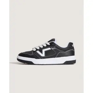 Trainers Vans Upland image-1