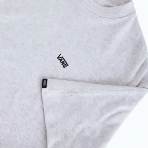 T-Shirt Vans Left Chest II image-2
