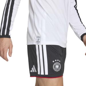 product/2/0/2025_11_12_adidas_jm1380_7_apparel_on_model_detail_view_1_white.jpg