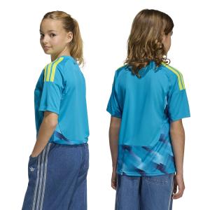 product/2/0/2025_11_12_adidas_kb8372_8_apparel_on_model_standard_unisex_back_view_white.jpg