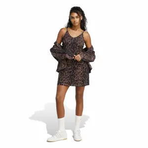 Kvindedragt med leopardprint adidas Essentials image-2
