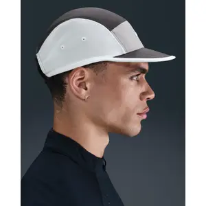 Gorra 5 Panel Nike Dri-FIT Fly image-5