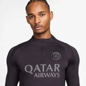 Camiseta de entrenamiento Fourth PSG Dri-Fit Strike Jordan 2025/26 image-2