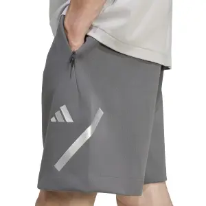 Kurzes Mercedes AMG AMG Petronas image-5