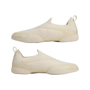 Zapatos de Taekwondo adidas By Stella McCartney image-2