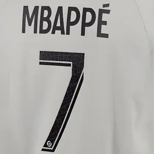Flocking away PSG Ligue 1 MBAPPÉ #7 2022/23 image-0