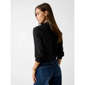 Camisa de mujer Guess Flore Logo Hotfix image-4