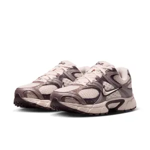 Sapatilhas de mulheres Nike V5 RNR SE image-2