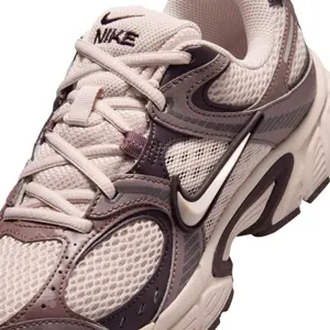 Sapatilhas de mulheres Nike V5 RNR SE image-6