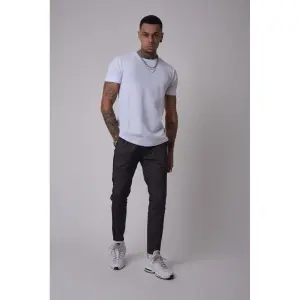 Basic slim-fit broek met contrasterende pipping aan de zijkanten Project X Paris image-1