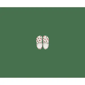 Crocs enfant Classic Food Print Clog image-2