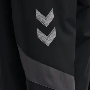 Jas Hummel hmllead bench image-4