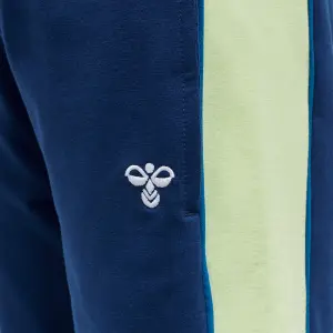 Children's shorts Hummel Defender image-3