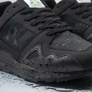 Turnschuhe Le Coq Sportif LCS R100 VG Ventile Triple Black image-4
