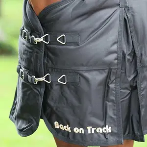 Derka przeciwdeszczowa Back on Track 1680D 330 g image-2