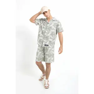 Short Sixth June tropical image-3