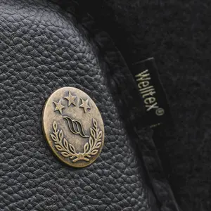 Tæpper Back on Track western image-3