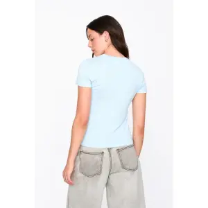 T-shirt de mulher 24 Colours image-2