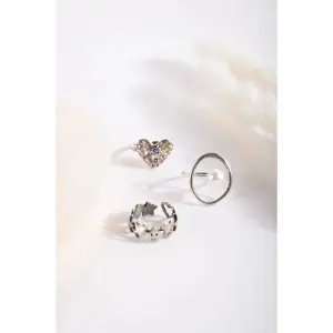 Women's Ornate Ring 24 Colours image-1