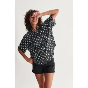 Oversized Printed Shirt Women 24 Colours image-1