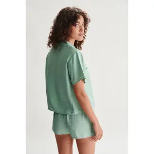 Woman's shirt 24 Colours image-1