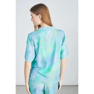 Woman's shirt 24 Colours image-1