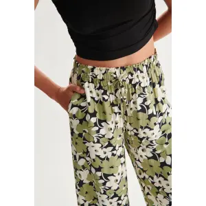 Blommönstrade lätta byxor dam 24 Colours image-2