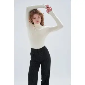 Bredbenad kostymbyxa med lös passform dam 24 Colours image-2